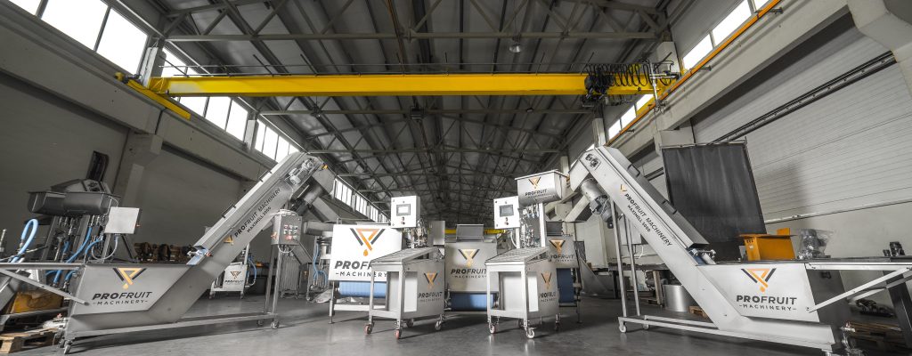 Fruit processing and filling machinery assortment