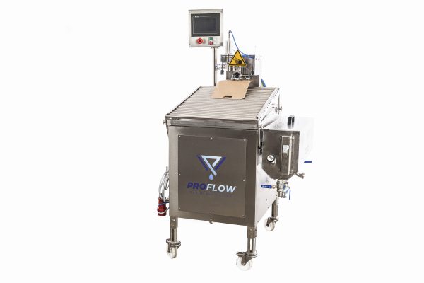 Automatic Bag in Box and pouch filler